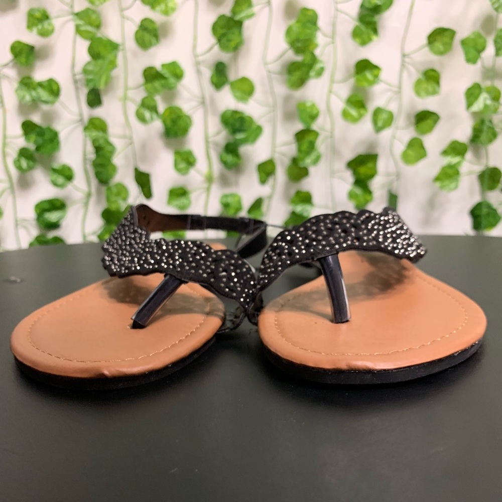 NWT Goldtoe sandals